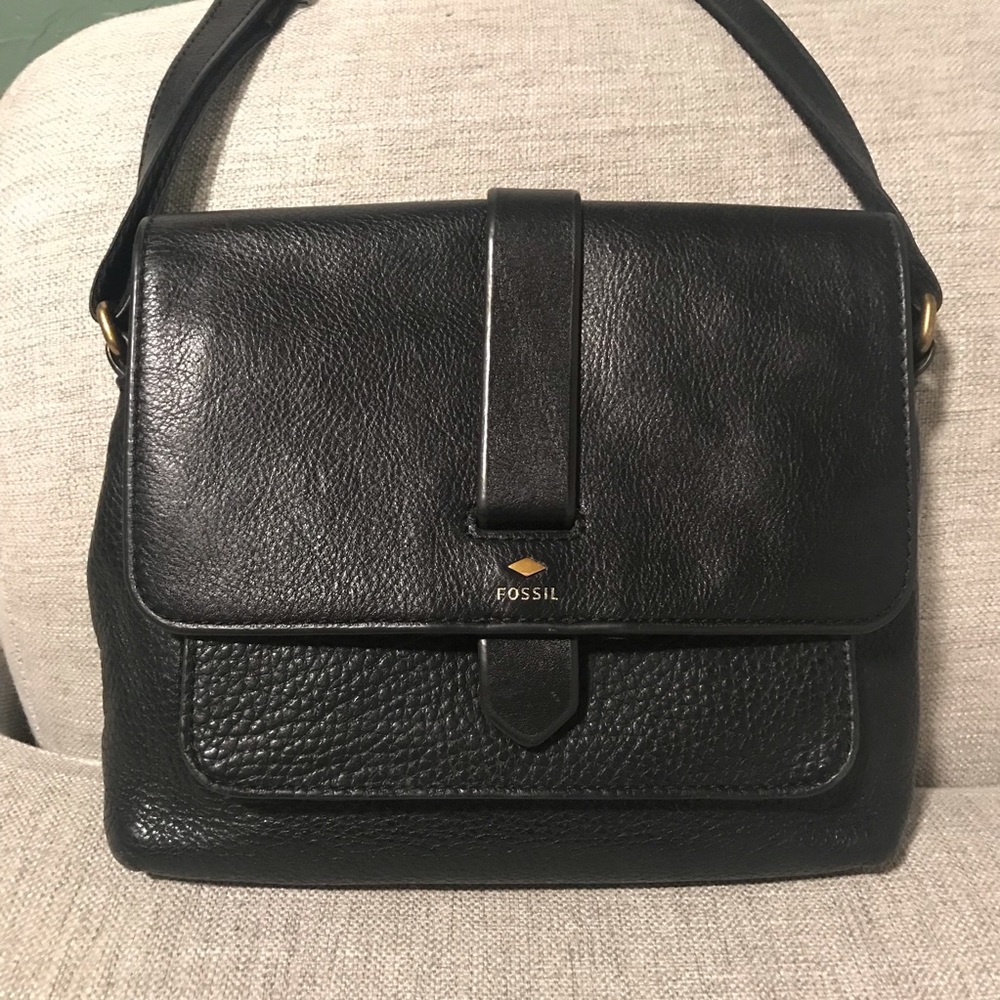 Fossil Kinley Small Crossbody in Black
